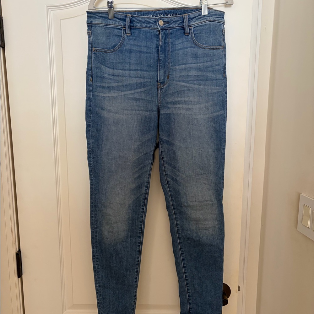 American Eagle Women's Blue Jeans